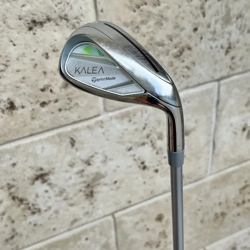 Women's TaylorMade Kalea Pitching Wedge Ladies Graphite RH 35" w/ New Grip - Picture 1 of 9